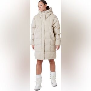 Helly Hansen JPN Quilted Oversized Puffer Coat - Women's Large